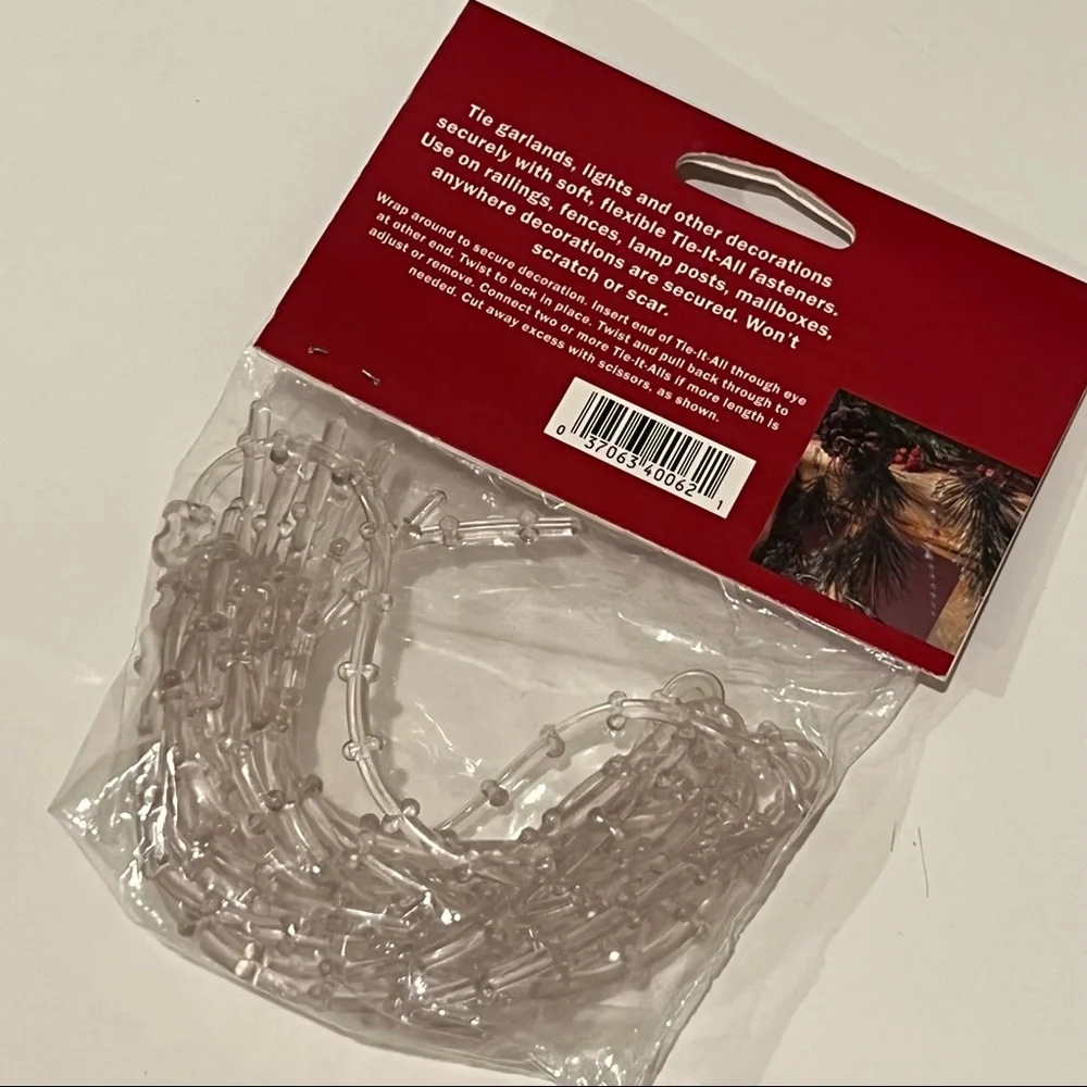Plastic Christmas Garland Tie Alls New